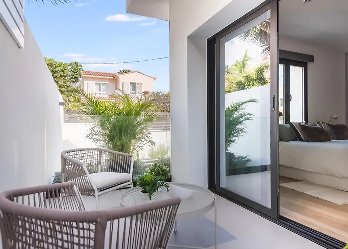 Otel La Vega De Ciudad Jardin