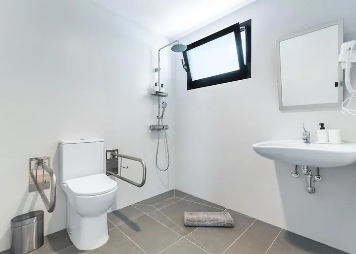 La Vega De Ciudad Jardin Otel